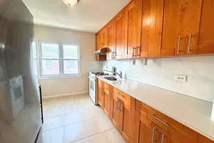 75-31 198th St, Fresh Meadows, NY 11366 - Photo 3