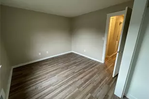 56 New Holland Village, Nanuet, NY 10954 - Photo 9