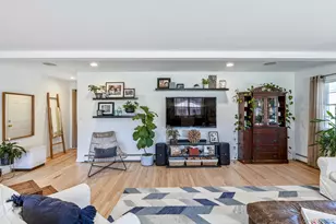 16 Ursular Ct, Smithtown, NY 11787 - Photo 11