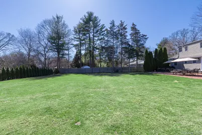 16 Ursular Court, Smithtown, NY 11787 - Photo 37