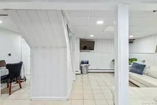 16 Ursular Ct, Smithtown, NY 11787 - Photo 27