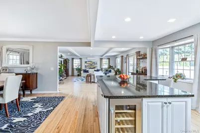 16 Ursular Court, Smithtown, NY 11787 - Photo 13