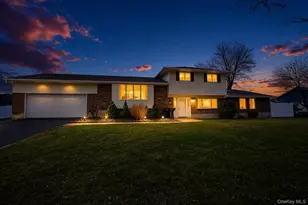 10 Wisteria Way, Commack, NY 11725 - Photo 11