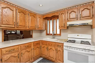 7-03 147 Street, Whitestone, NY 11357 - Photo 13