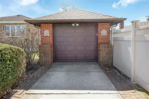 7-03 147th St, Whitestone, NY 11357 - Photo 33