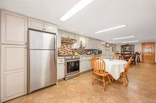 7-03 147th St, Whitestone, NY 11357 - Photo 21