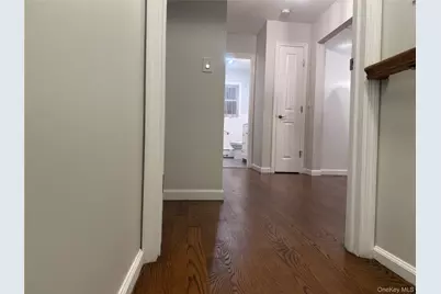 18 Juniper Road #2nd Floor, Port Washington, NY 11050 - Photo 3