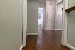 18 Juniper Rd, Port Washington, NY 11050 - Photo 3