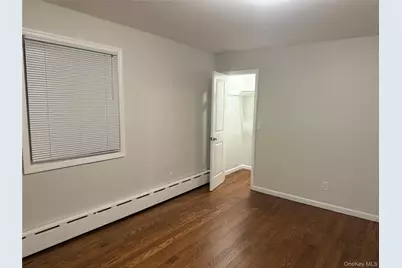 18 Juniper Road #2nd Floor, Port Washington, NY 11050 - Photo 17