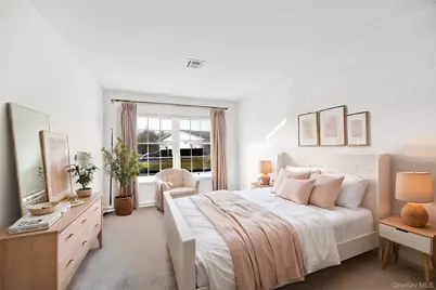 279 Berwick Court #B, Ridge, NY 11961 - Photo 9