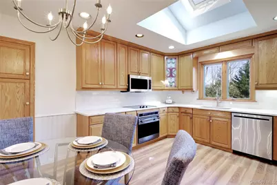 189 Rockaway Avenue, Garden City, NY 11530 - Photo 27