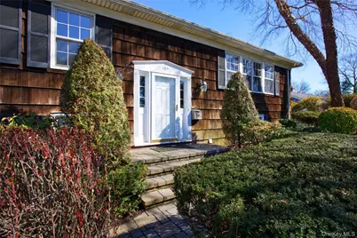 189 Rockaway Avenue, Garden City, NY 11530 - Photo 7