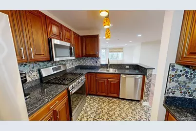 1109 Round Pointe Drive #1109, Haverstraw, NY 10927 - Photo 15