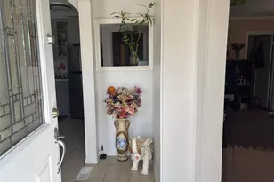 7 Catherine Ct, Elmont, NY 11003 - Photo 9