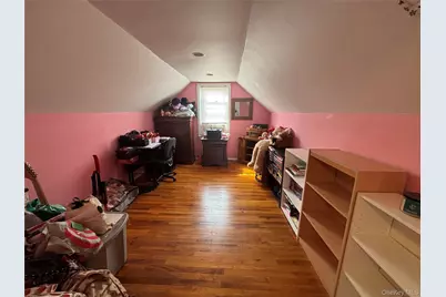 7 Catherine Court, Elmont, NY 11003 - Photo 21