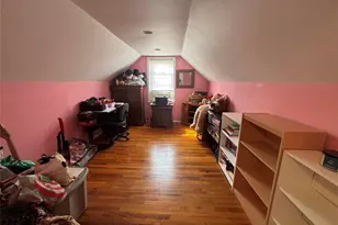 7 Catherine Ct, Elmont, NY 11003 - Photo 21