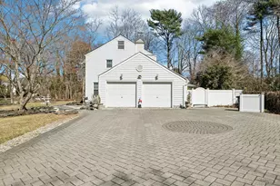 2 3 Pond Rd, Smithtown, NY 11787 - Photo 31