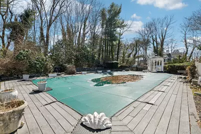 2 Three Pond Road, Smithtown, NY 11787 - Photo 27