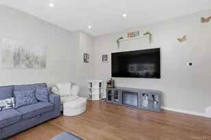 10 Weldon Ln, Farmingville, NY 11738 - Photo 13