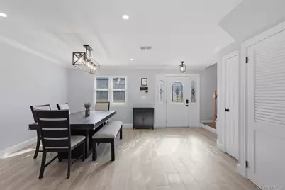 10 Weldon Lane, Farmingville, NY 11738 - Photo 9