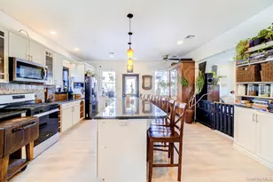 11 Grove St, Highland, NY 12528 - Photo 5