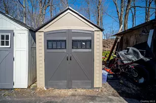 11 Grove St, Highland, NY 12528 - Photo 33