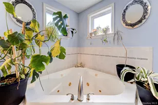 11 Grove St, Highland, NY 12528 - Photo 17