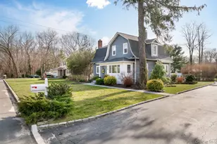 88 Astor Ave, Saint James, NY 11780 - Photo 17