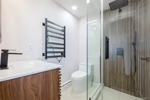 482 Harbor Dr, Cedarhurst, NY 11516 - Photo 25