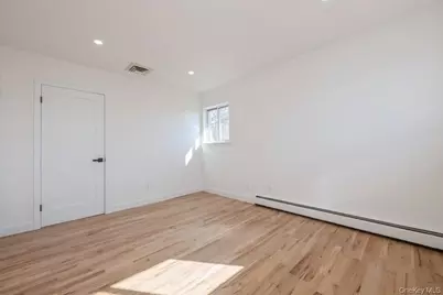 482 Harbor Drive, Cedarhurst, NY 11516 - Photo 29