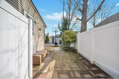 2315 Willow Street, Wantagh, NY 11793 - Photo 3