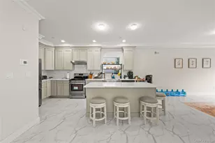 25 Sanford, New York, NY 10307 - Photo 15