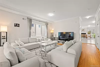 25 Sanford, New York, NY 10307 - Photo 7