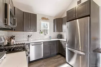 101 4th Avenue, East Northport, NY 11731 - Photo 11