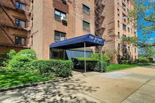 29-10 137th St, Flushing, NY 11354 - Photo 11