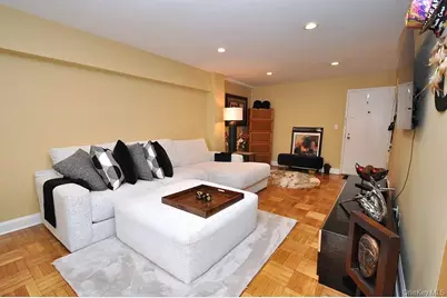 10 Old Mamaroneck Road #2A, White Plains, NY 10605 - Photo 5