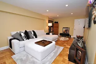 10 Old Mamaroneck Rd, White Plains, NY 10605 - Photo 5