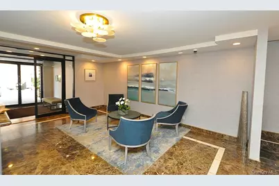 10 Old Mamaroneck Road #2A, White Plains, NY 10605 - Photo 29