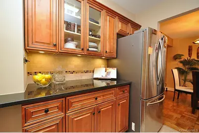 10 Old Mamaroneck Road #2A, White Plains, NY 10605 - Photo 9