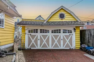 12-40 Beech Ct, College Point, NY 11356 - Photo 39