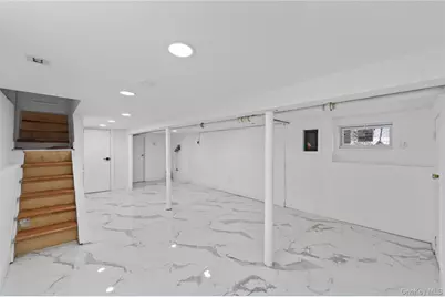 172-09 140th Avenue, Jamaica, NY 11434 - Photo 21