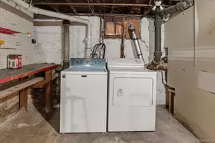 1871 Relyea Dr, Merrick, NY 11566 - Photo 23