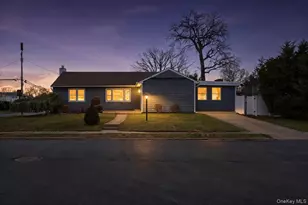 1871 Relyea Dr, Merrick, NY 11566 - Photo 3