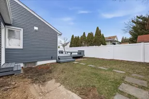 1871 Relyea Dr, Merrick, NY 11566 - Photo 27