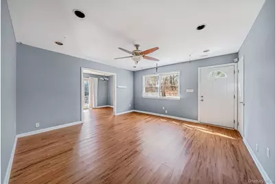 2 Buchanan Avenue, Coram, NY 11727 - Photo 35