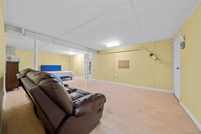 7 Fox Road, East Setauket, NY 11733 - Photo 21