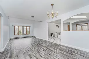 201 Arbutus Ave, New York, NY 10312 - Photo 31