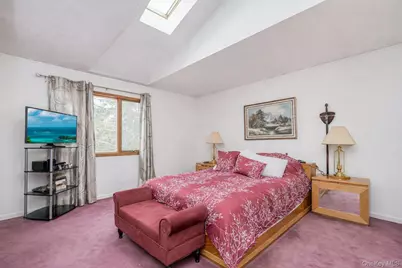 201 Arbutus Avenue, New York, NY 10312 - Photo 43