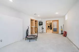 201 Arbutus Ave, New York, NY 10312 - Photo 23