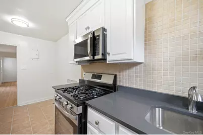 61 Davis Avenue #E, White Plains, NY 10605 - Photo 15